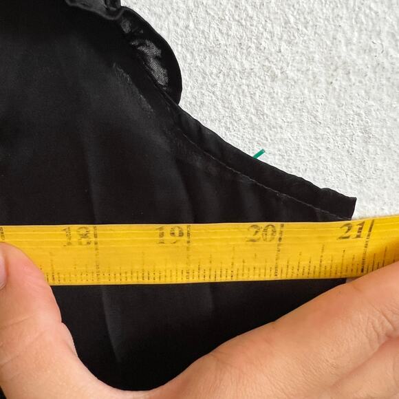 Black Ruffle Front Satin Tank Top Victorian Y2K 2000s Gothic Grunge Large - Picture 7 of 7